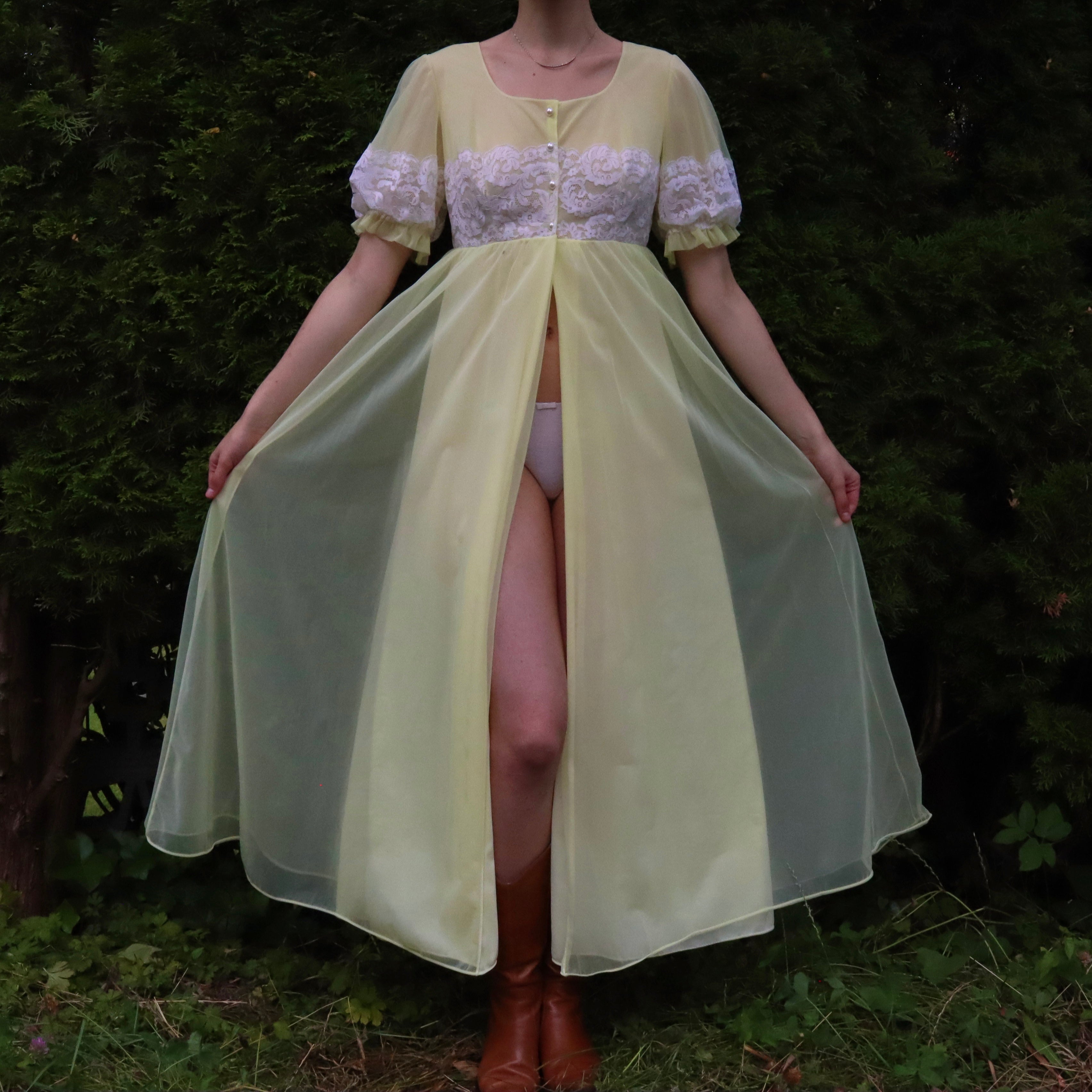 Pastel Yellow Peignoir Robe (Medium)