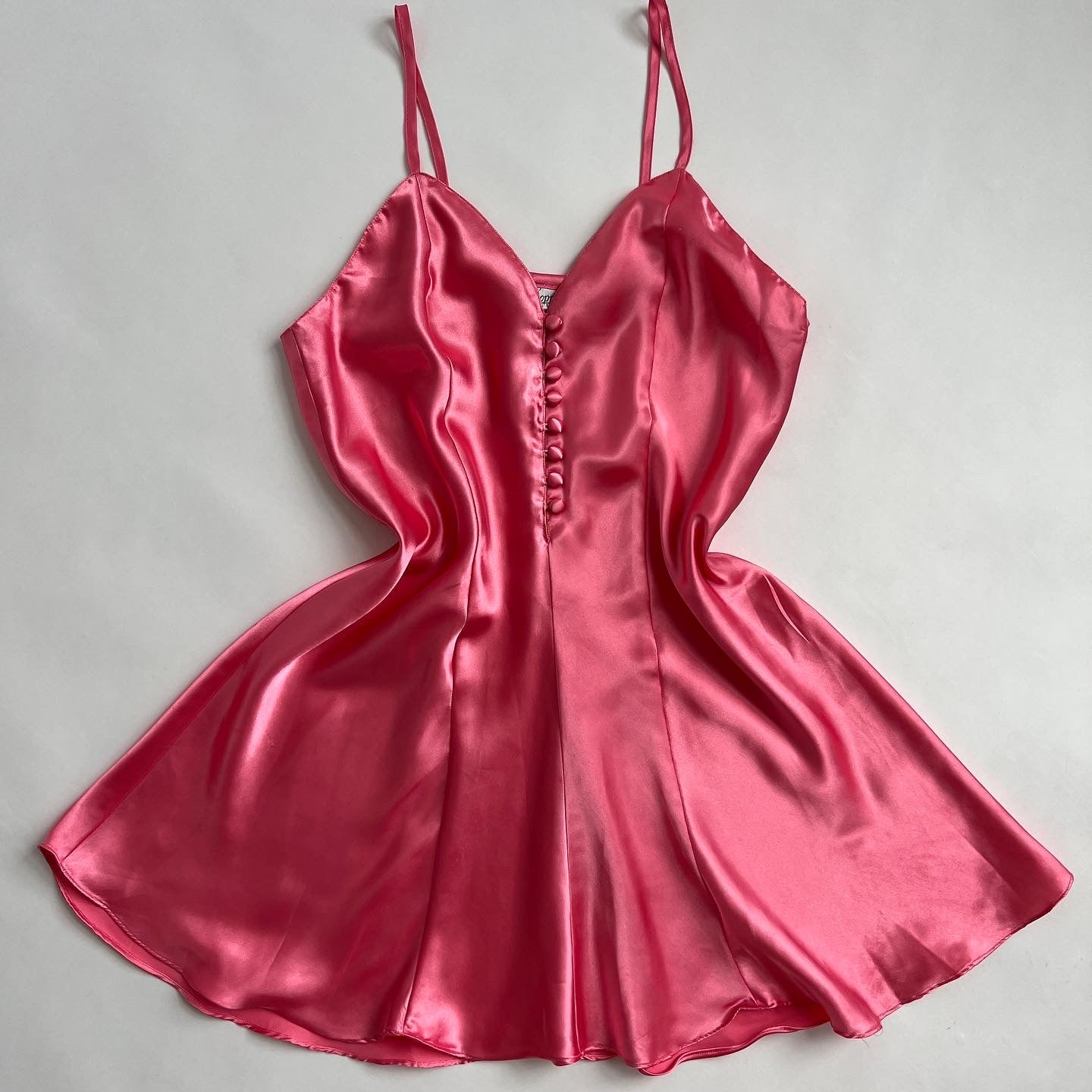 Vintage bubblegum satin slip
