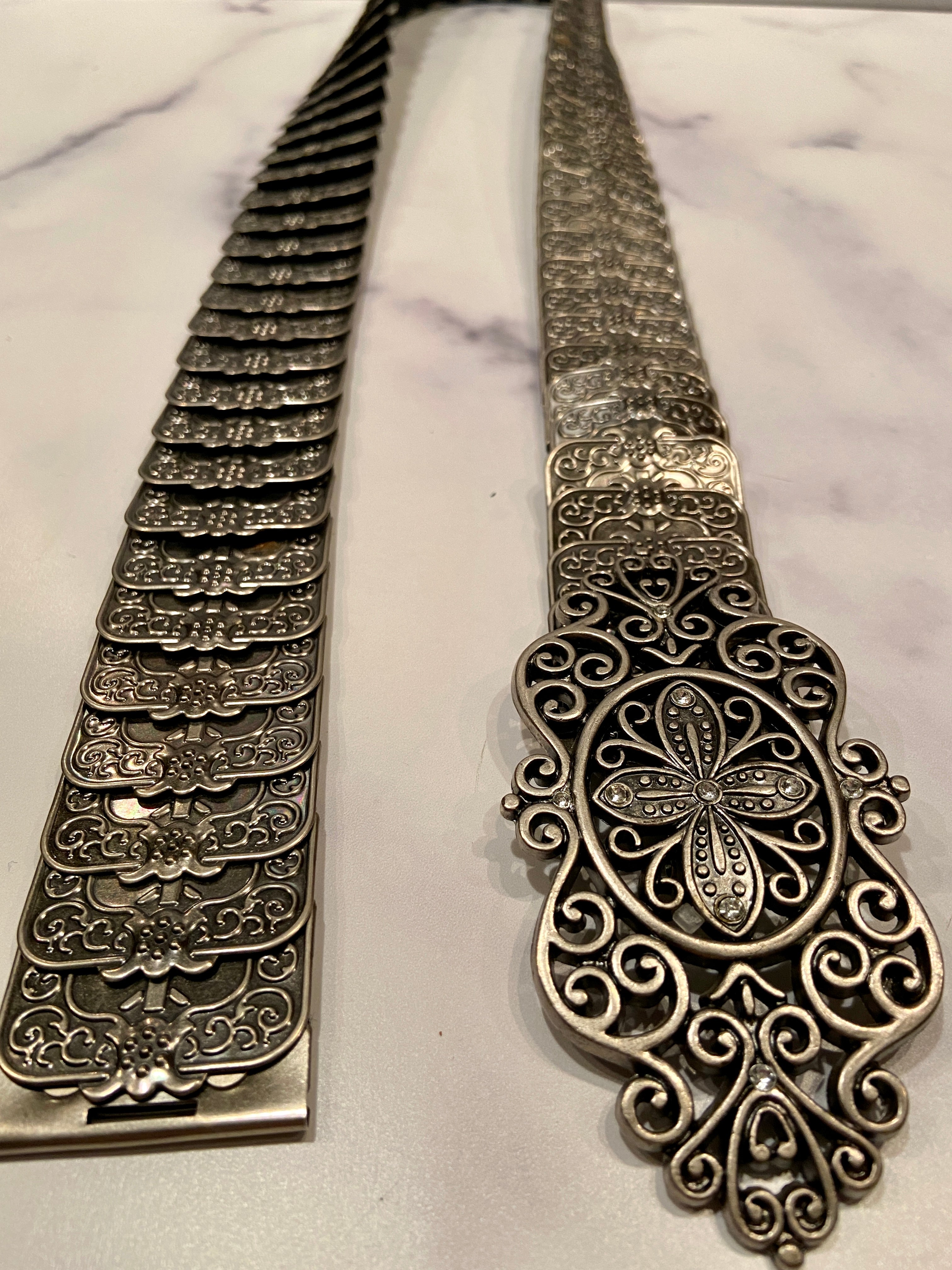 Vintage Romantic Metal Elastic Belt