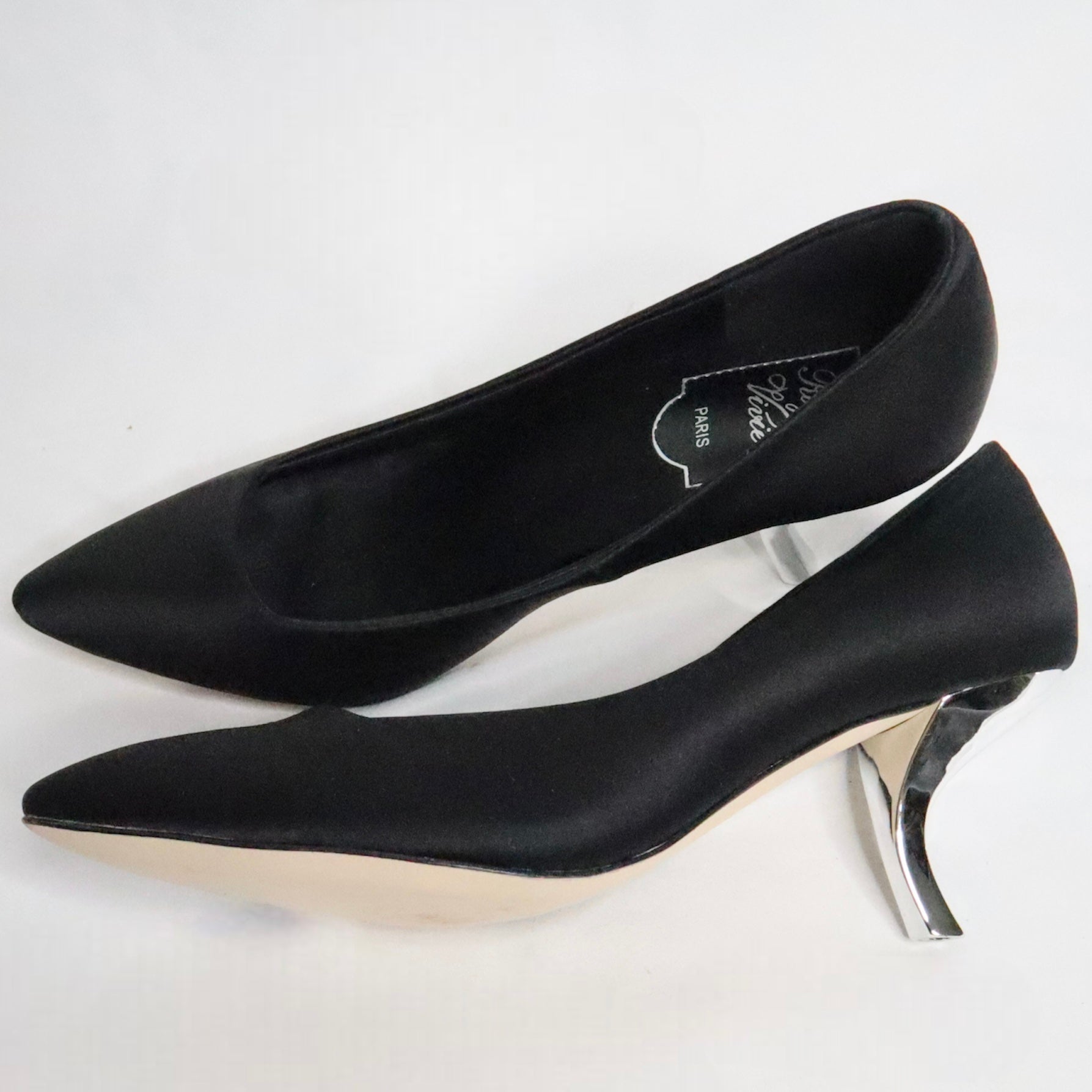 Roger Vivier Black Satin Kitten Heels (5.5-6 US/36 EU)