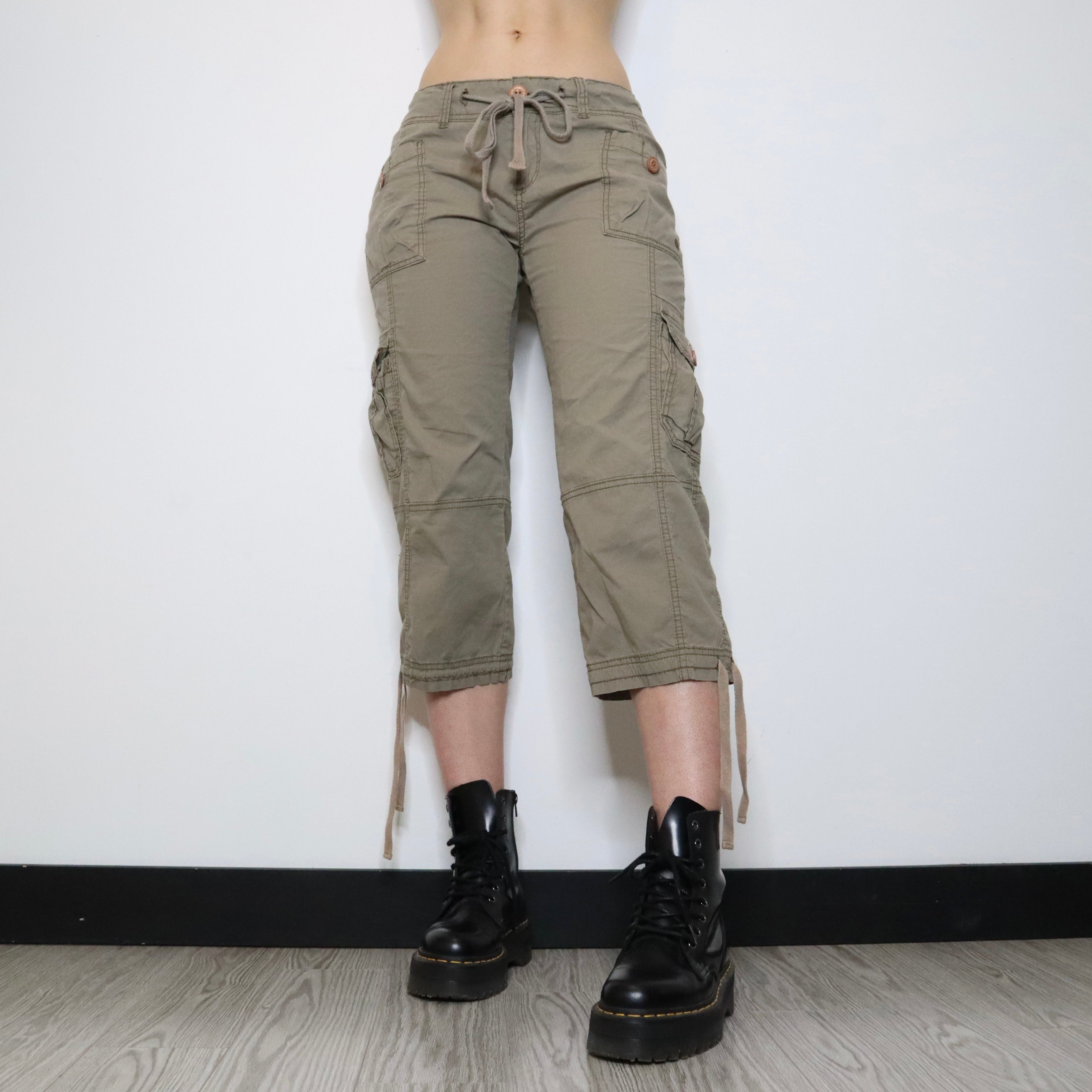 Khaki Green Cargo Capris (Medium) 