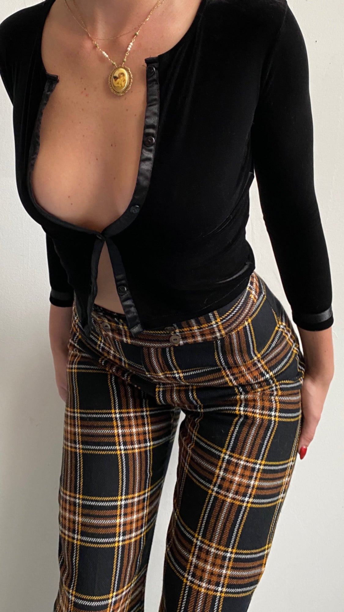 Velvet cropped cardigan