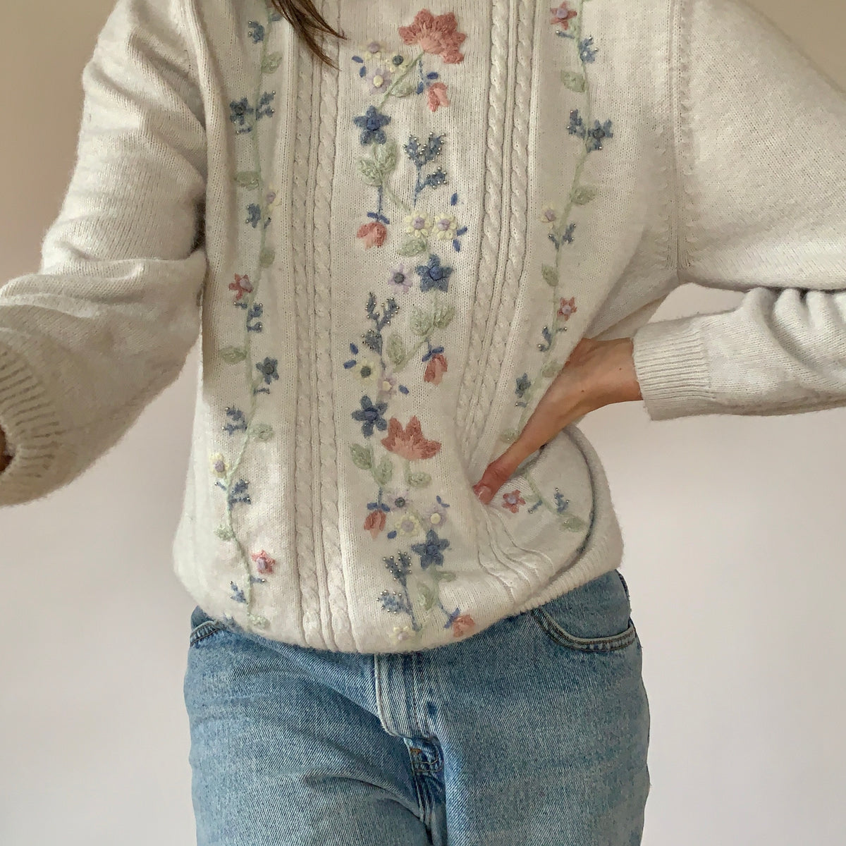 Vintage outlet floral sweater