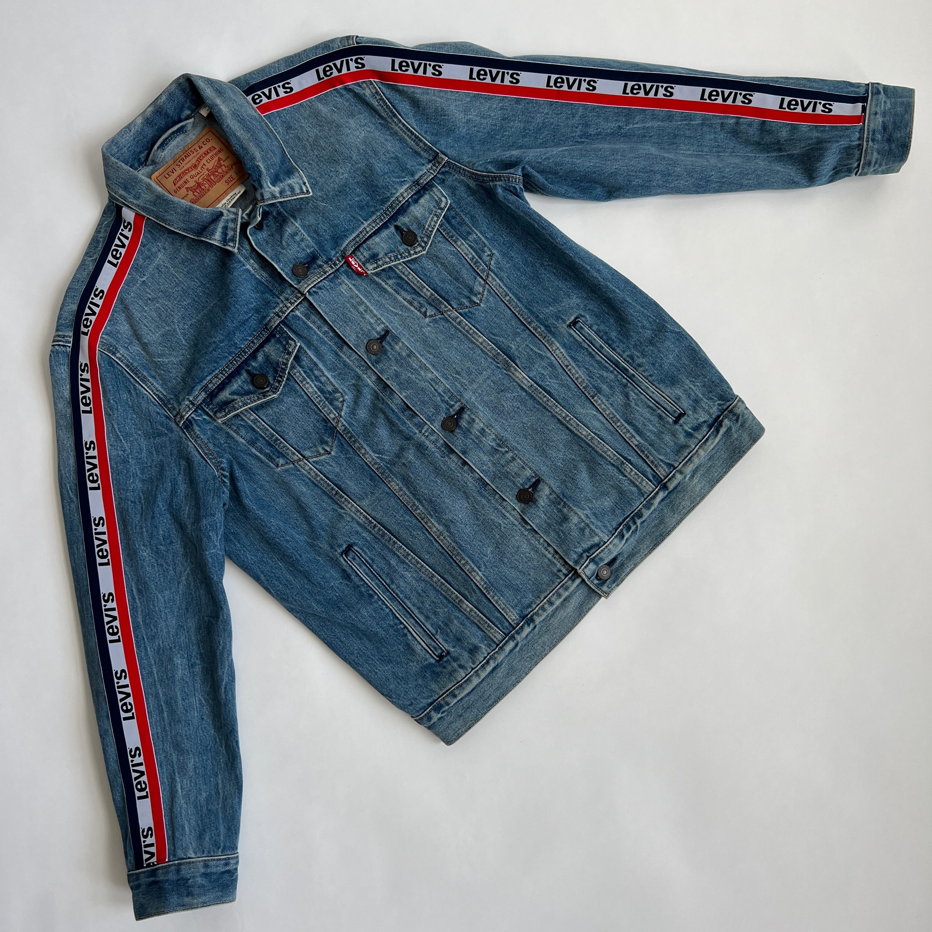 Levi’s custom logo denim jacket