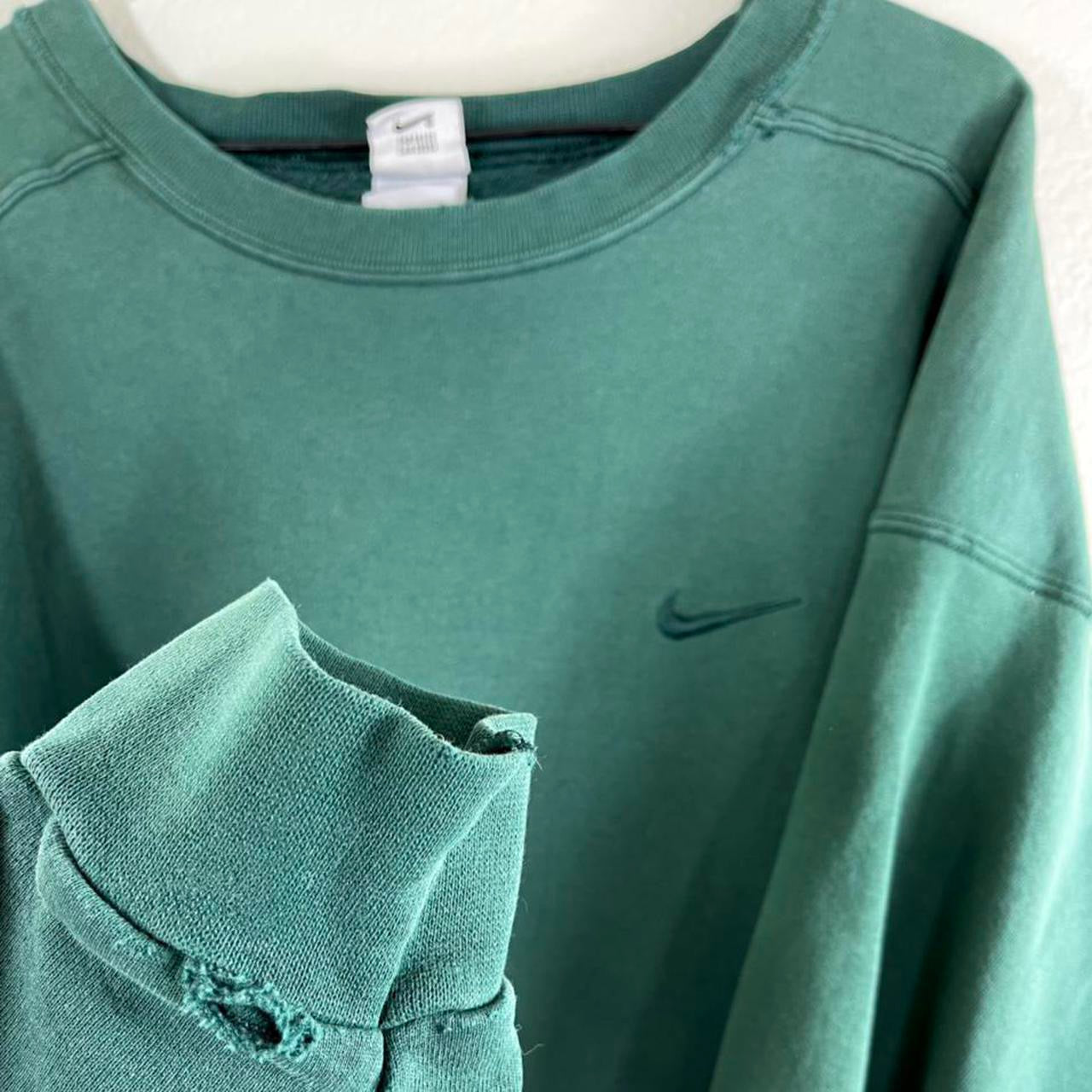90s crewneck