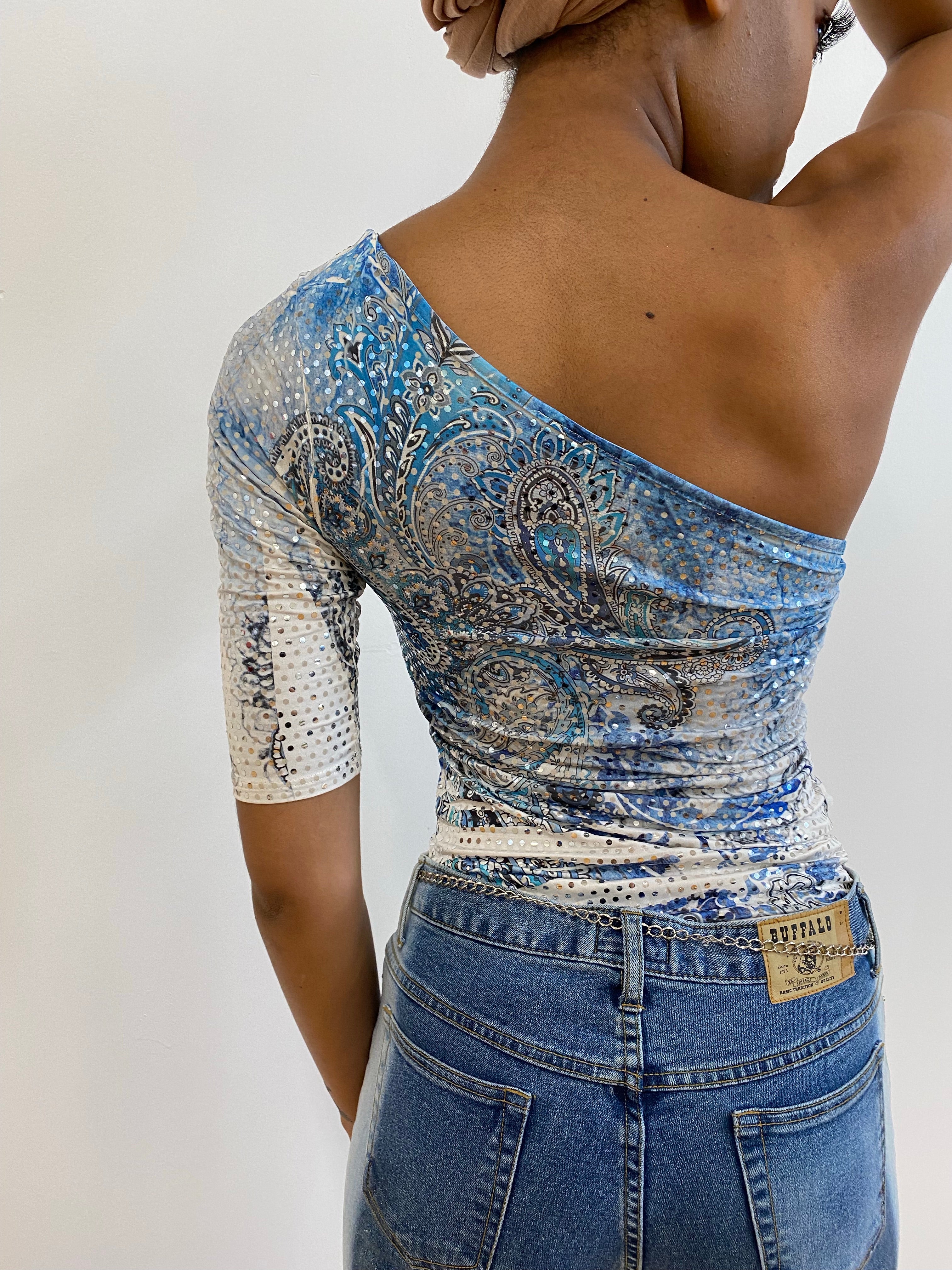 Lipstick textured one shoulder top