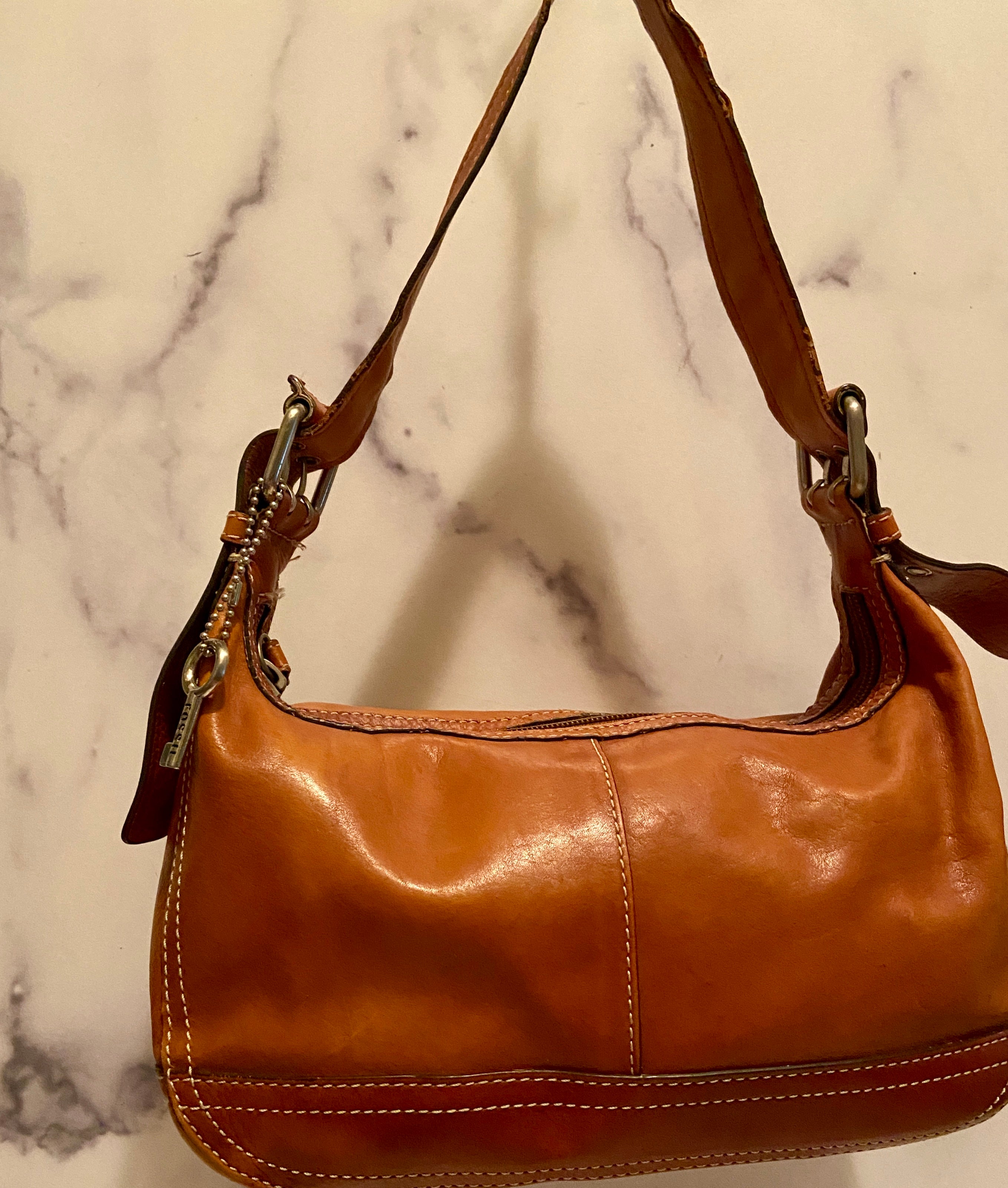 Vintage fossil leather purse