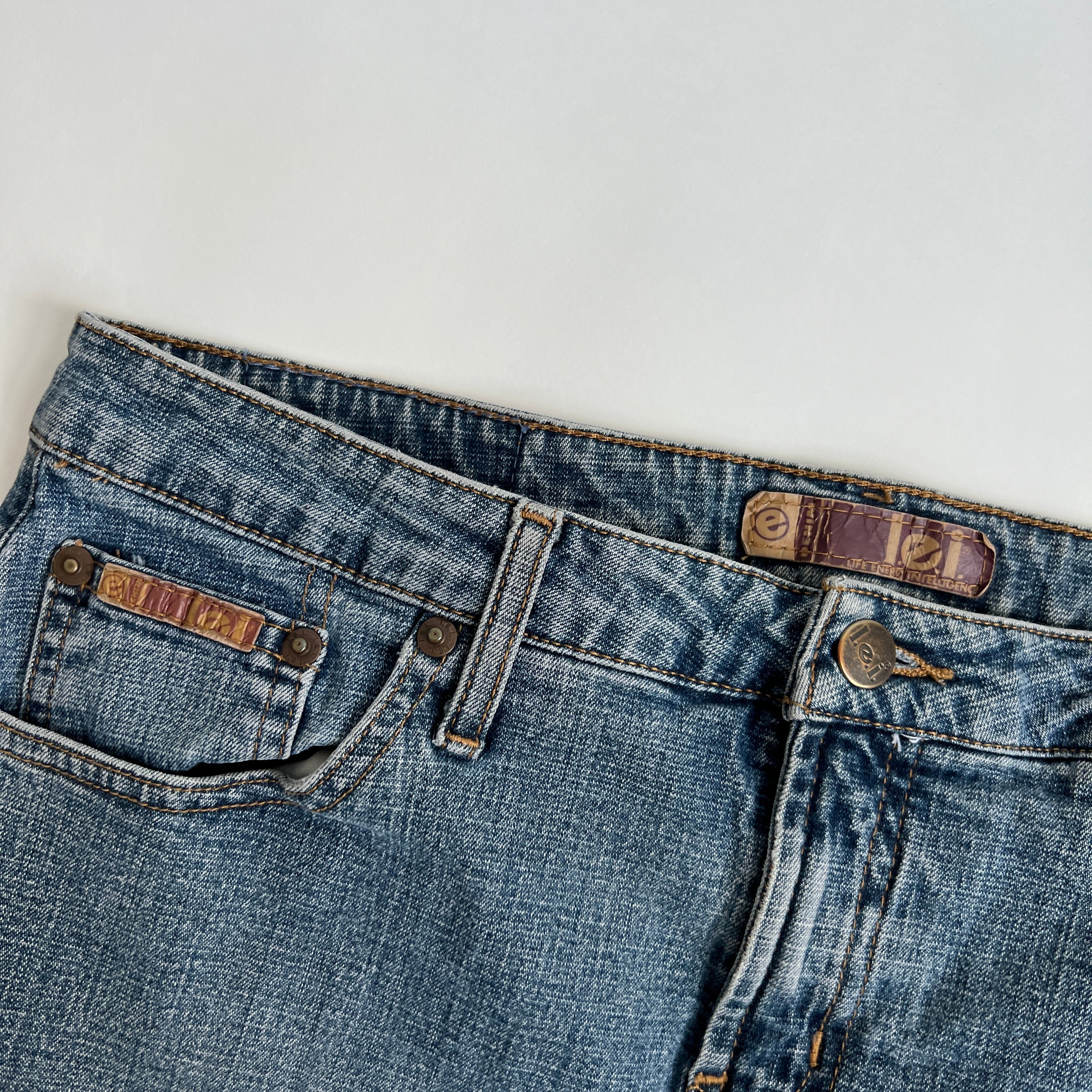 00s medium wash denim skirt