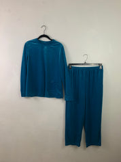 Sea foam velvet set