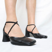 Italian Heels (7.5 US/38 EU)
