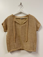 Speckled mesh top
