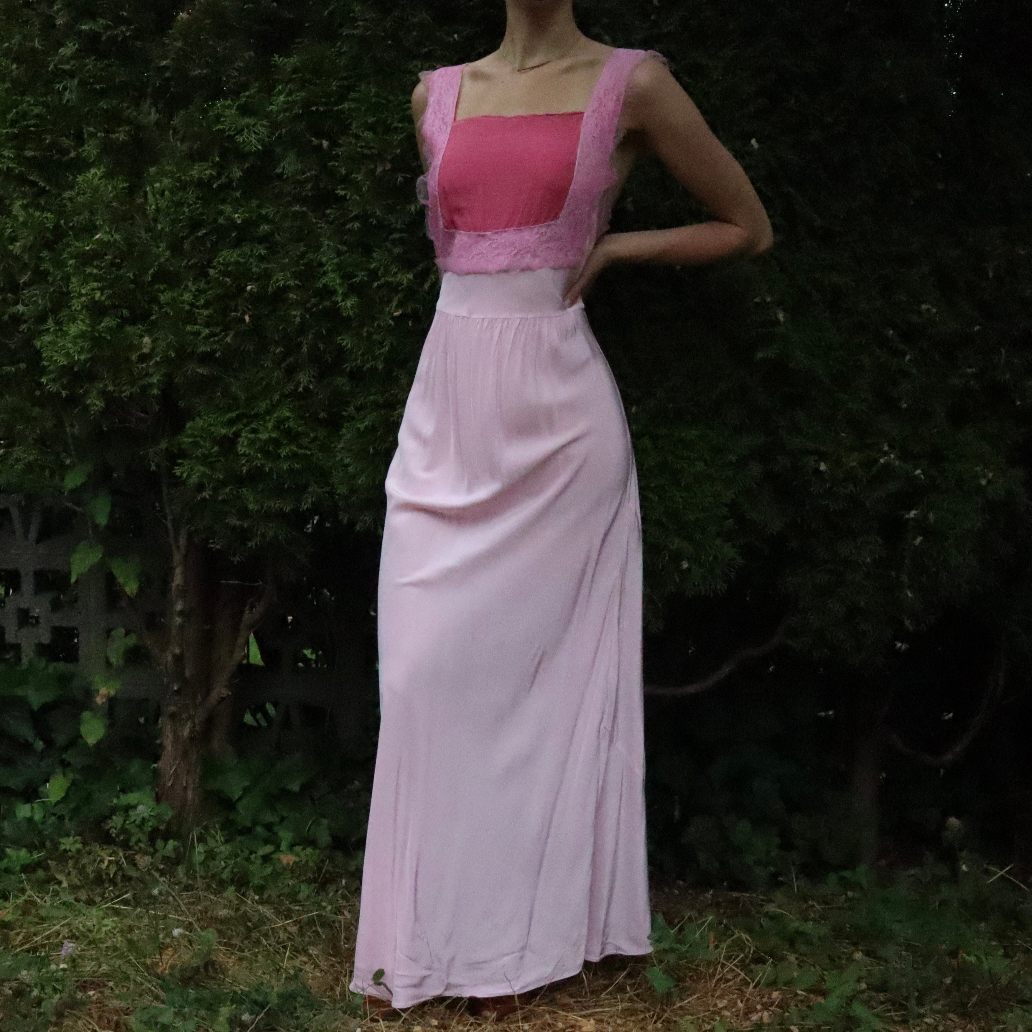 Antique Light Pink Nightgown (M-L)