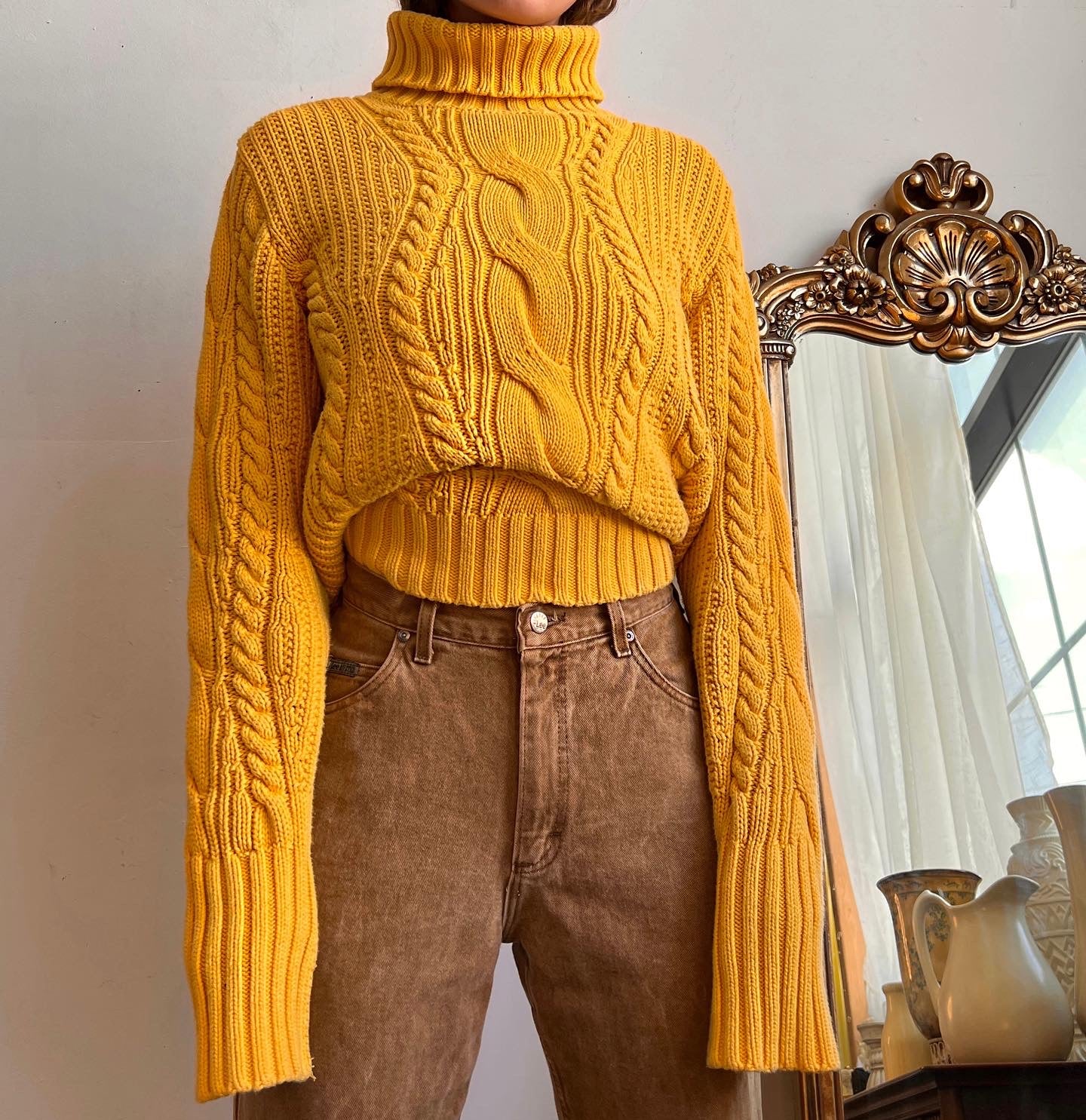 💛 chunky golden yellow sweater