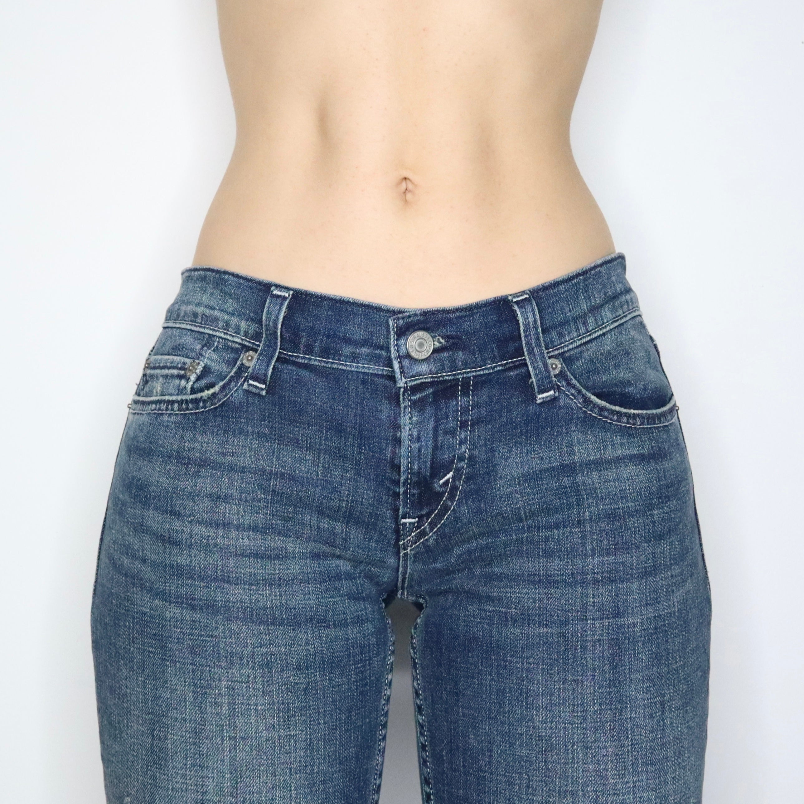 Levi's Low Rise Flare Jeans (Small) 