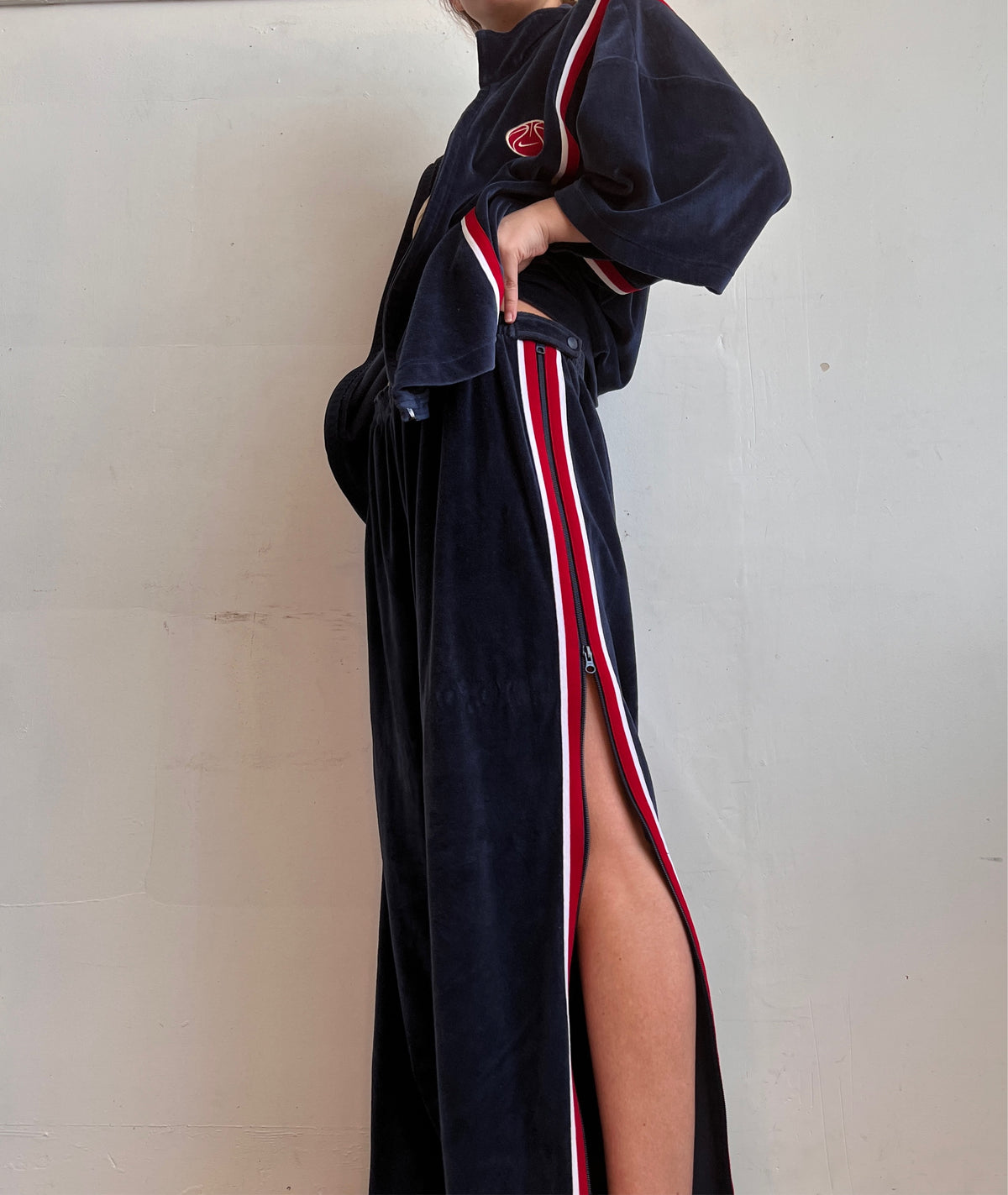 00s Nike velour tracksuit Mens XXL â Holy Thrift