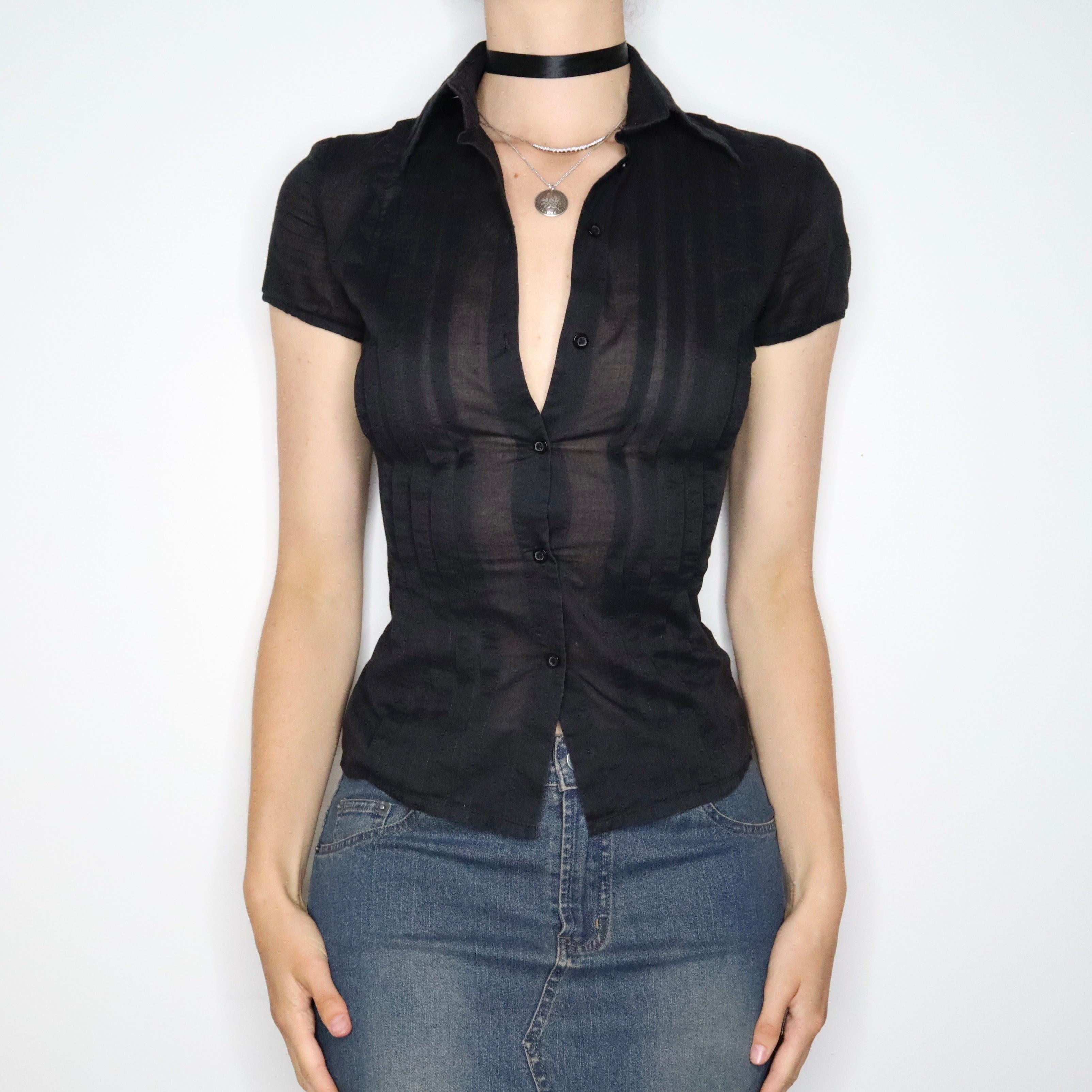 Black Button Up Blouse (XS-S)