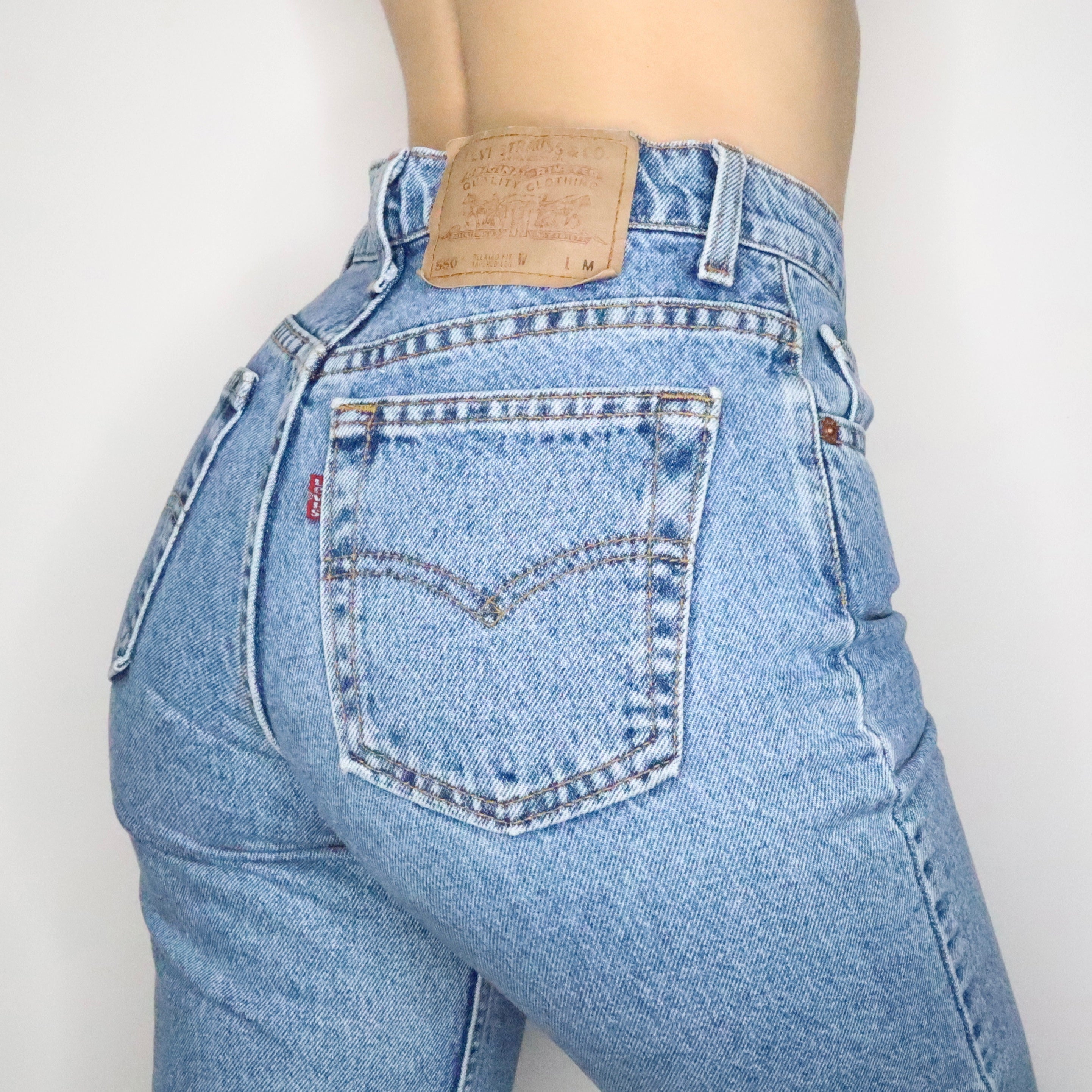 High Waisted Levi's Jeans (S-M) 