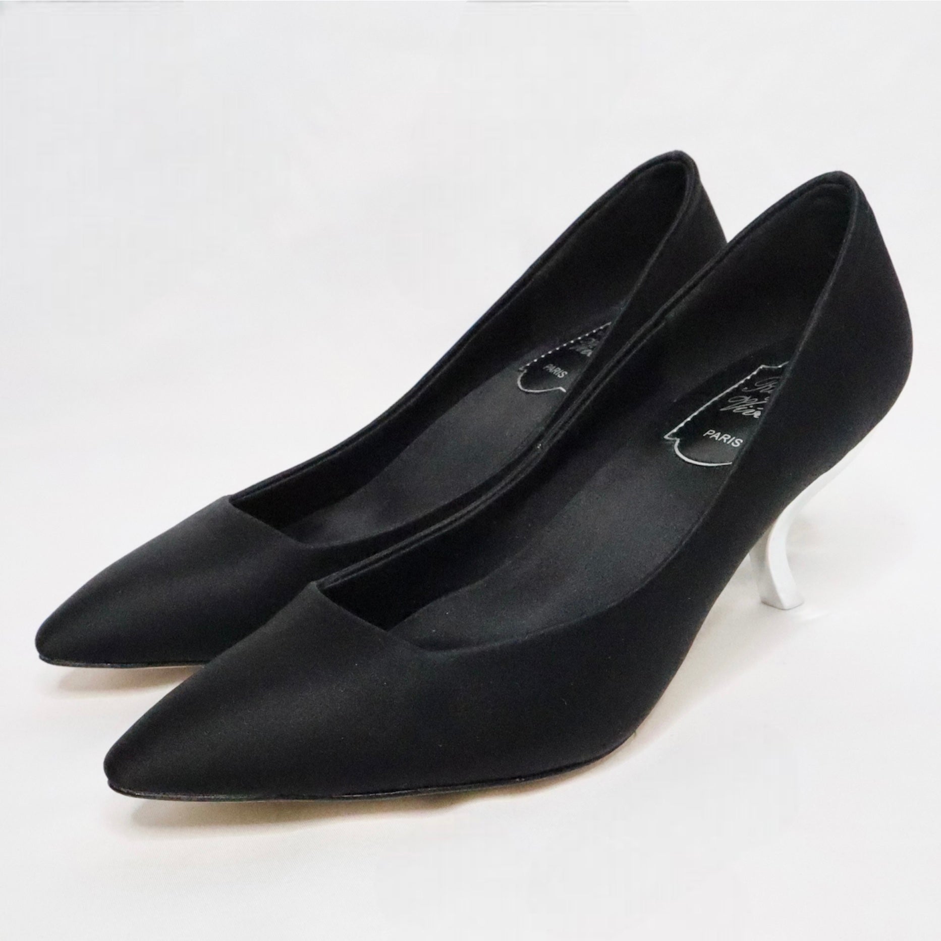 Roger Vivier Black Satin Kitten Heels (5.5-6 US/36 EU)