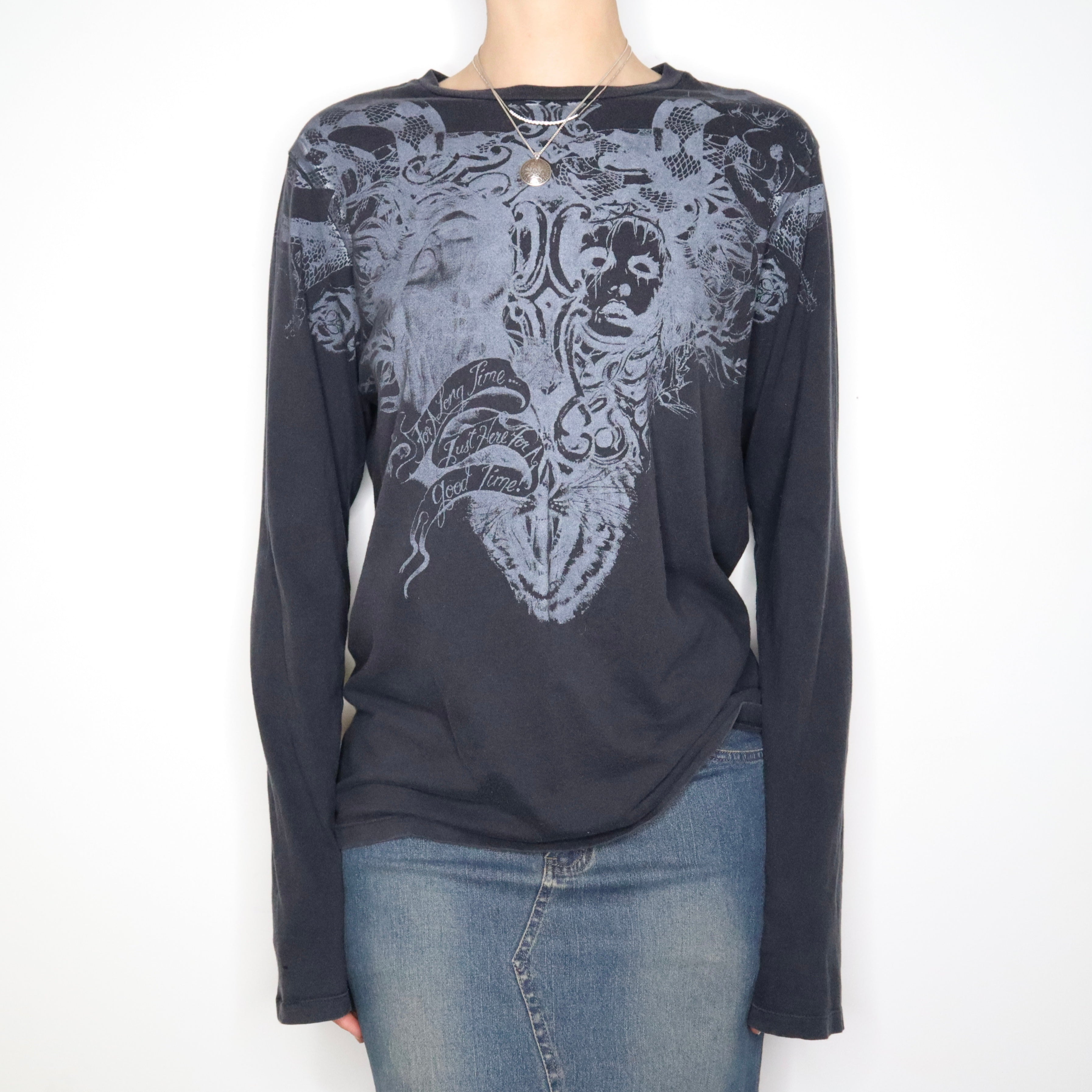 Grunge Graphic Long Sleeve Tee (Large) 