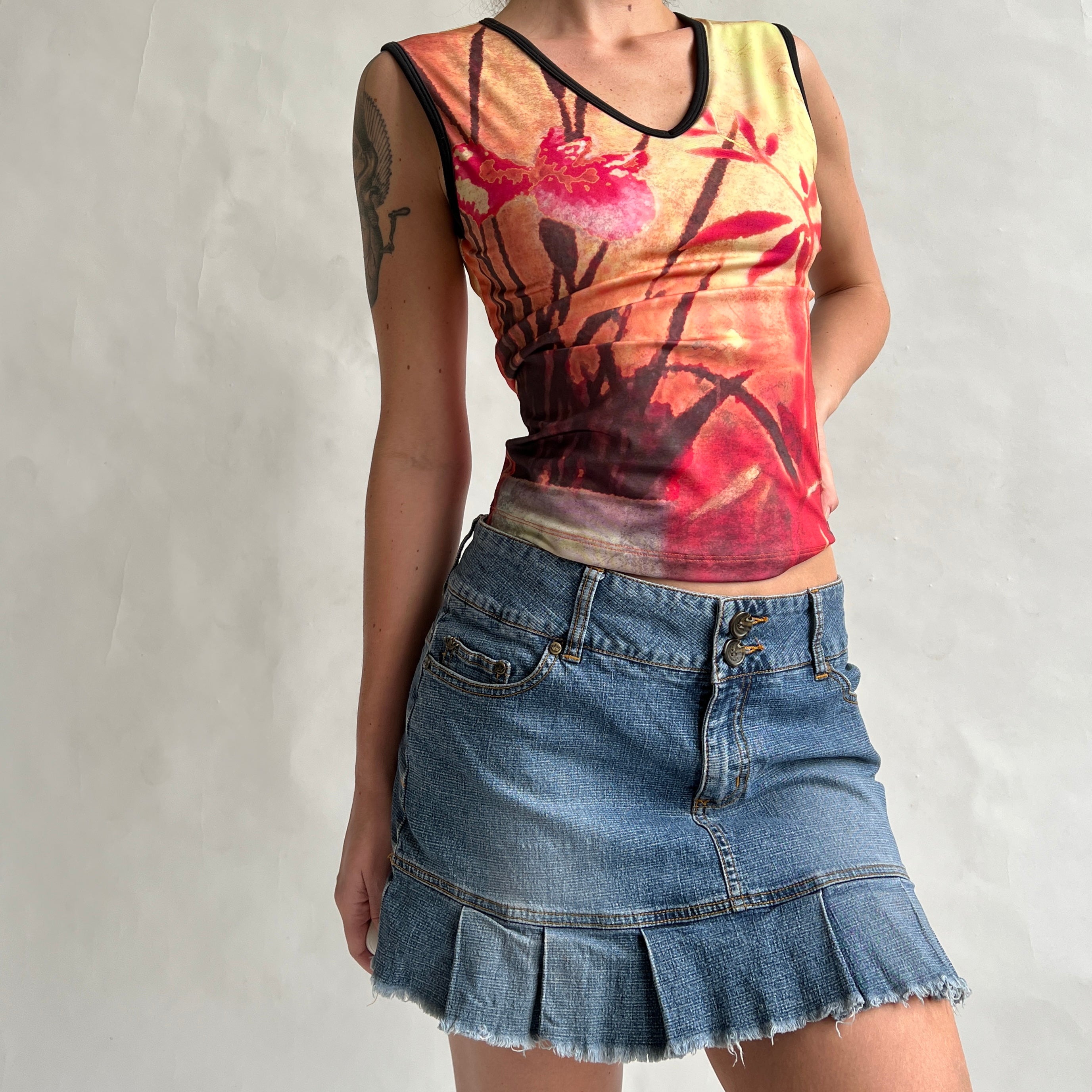 denim mini skirt pleated trim XL