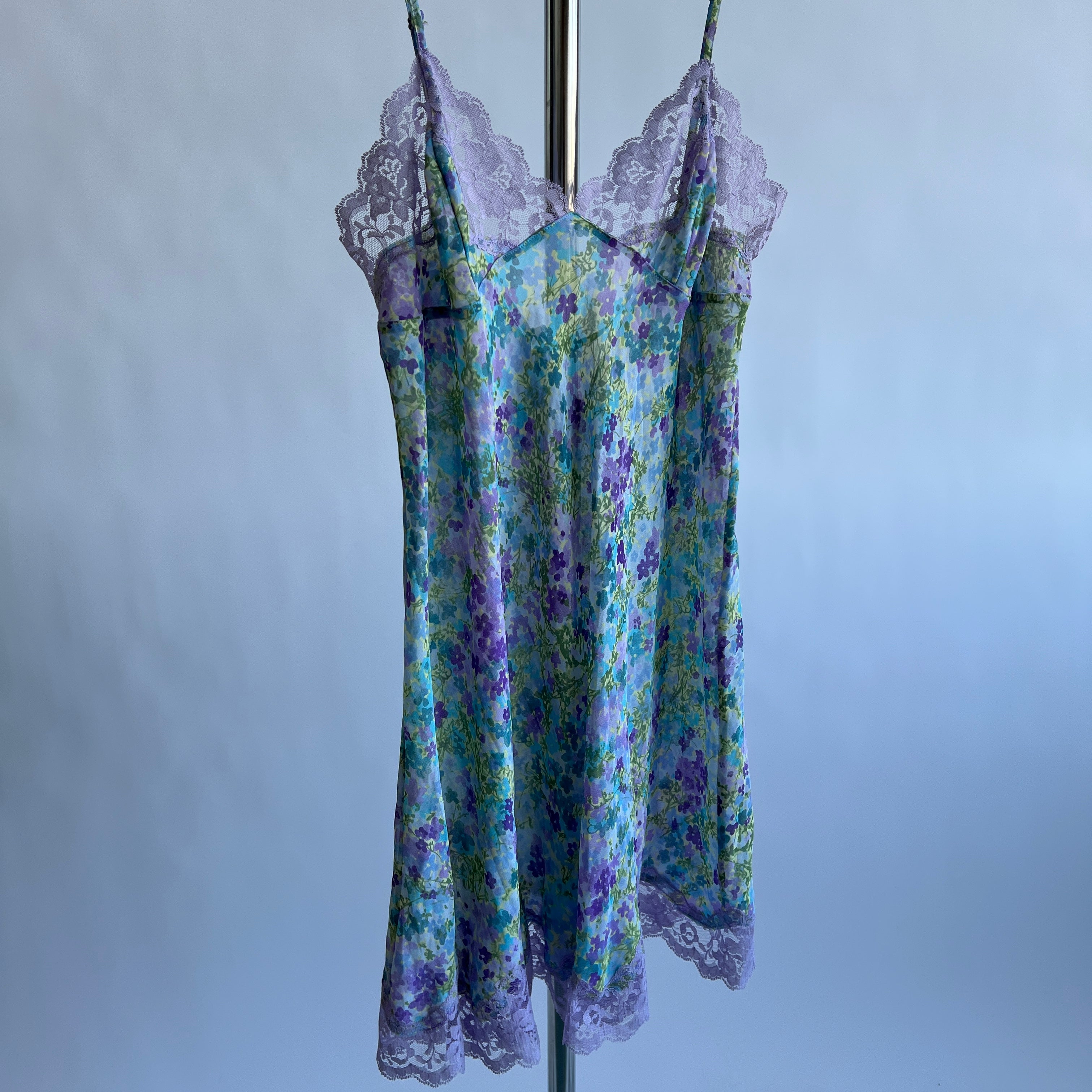 Blue lavender floral slip