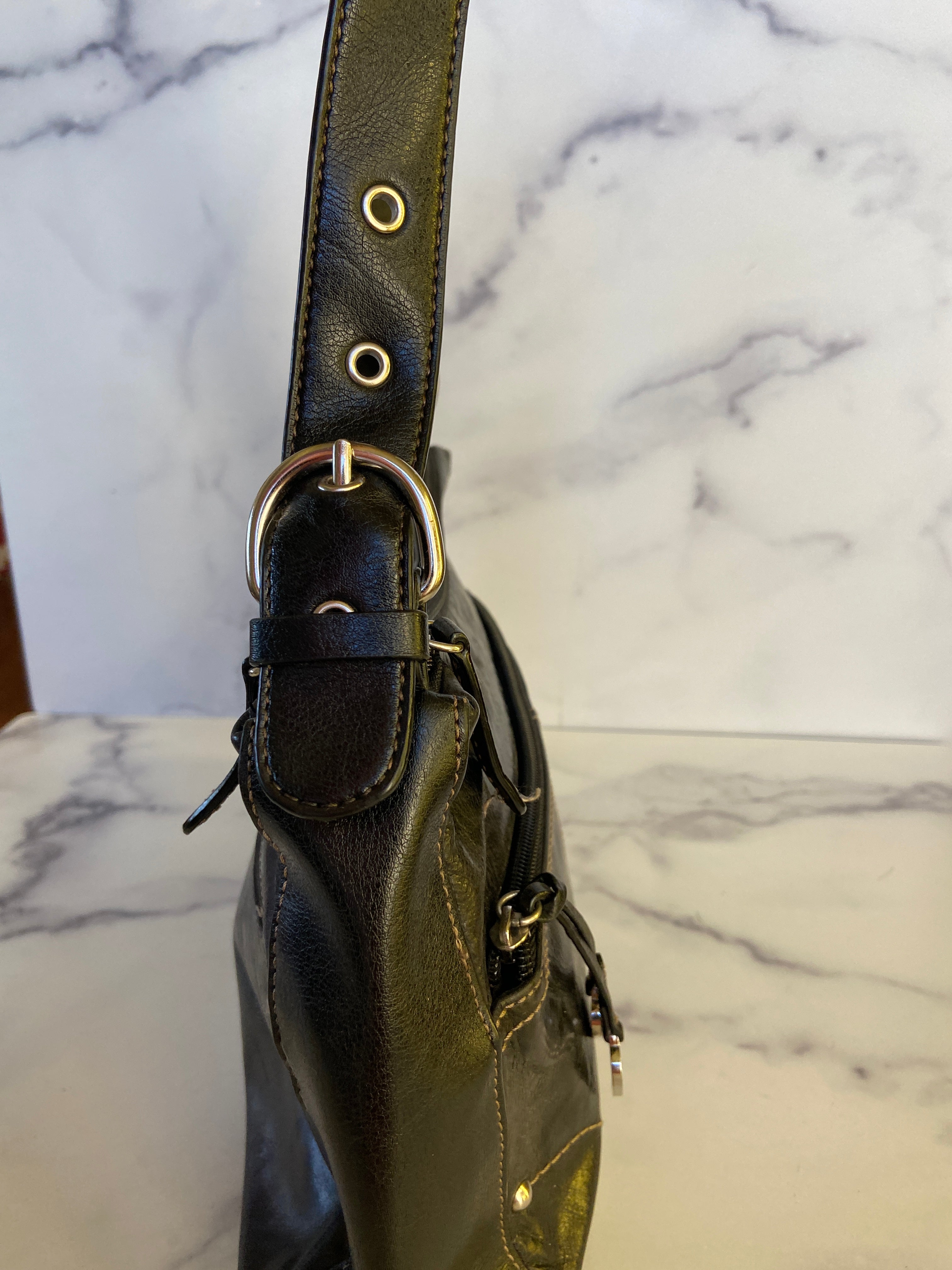 Leather black purse