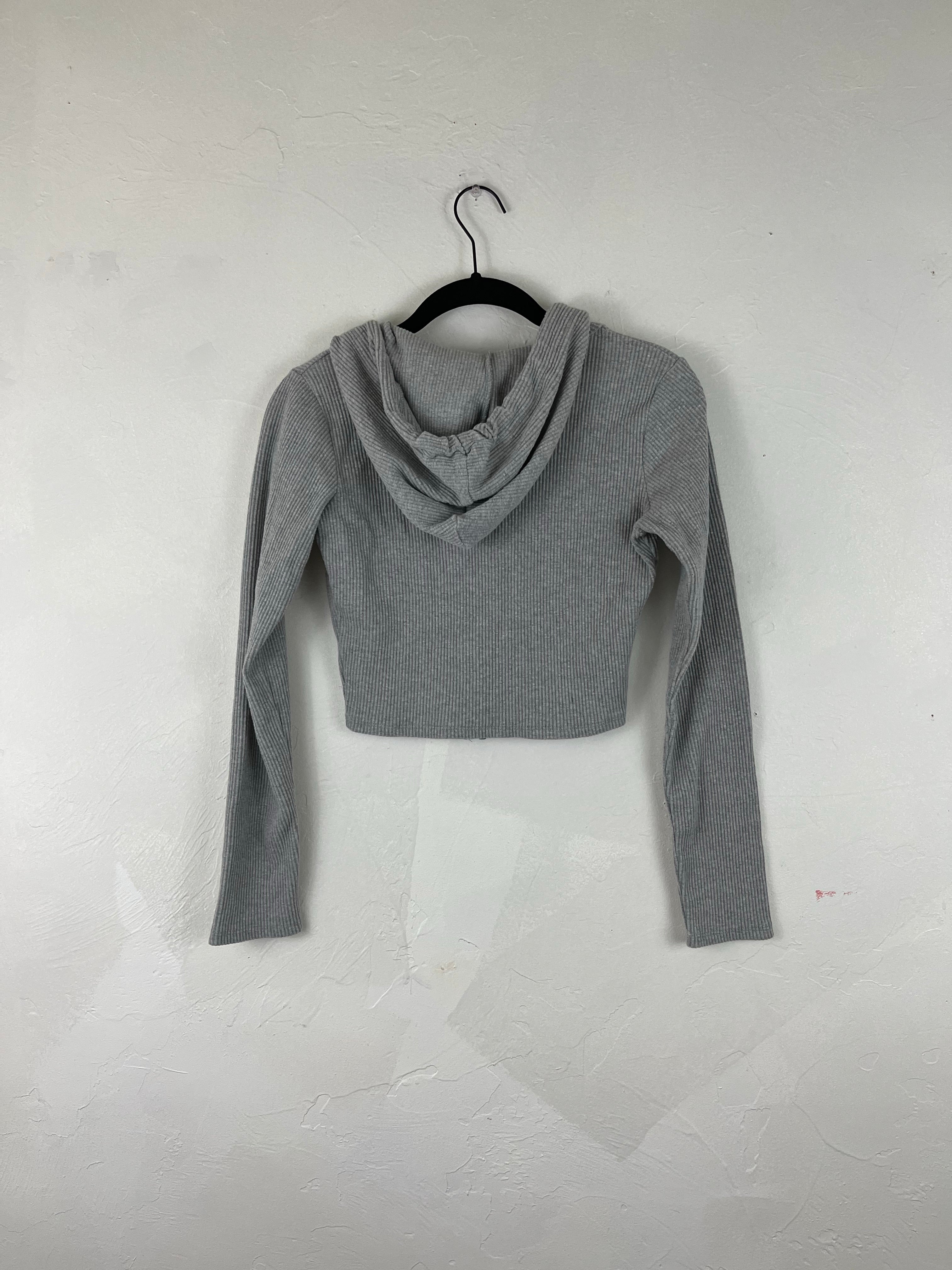 Gray scale crop hoodie