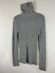Speckled turtle neck