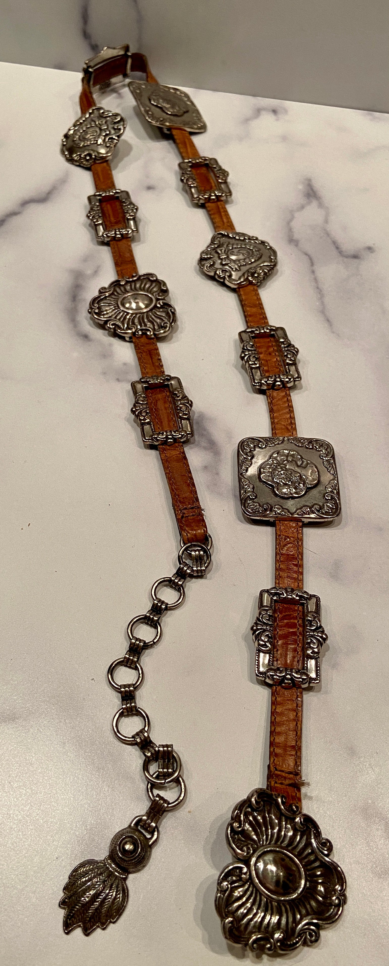 1993 BRIGHTON BELT – LEATHER – SILVER – CONCHOS & CHAIN DESIGN