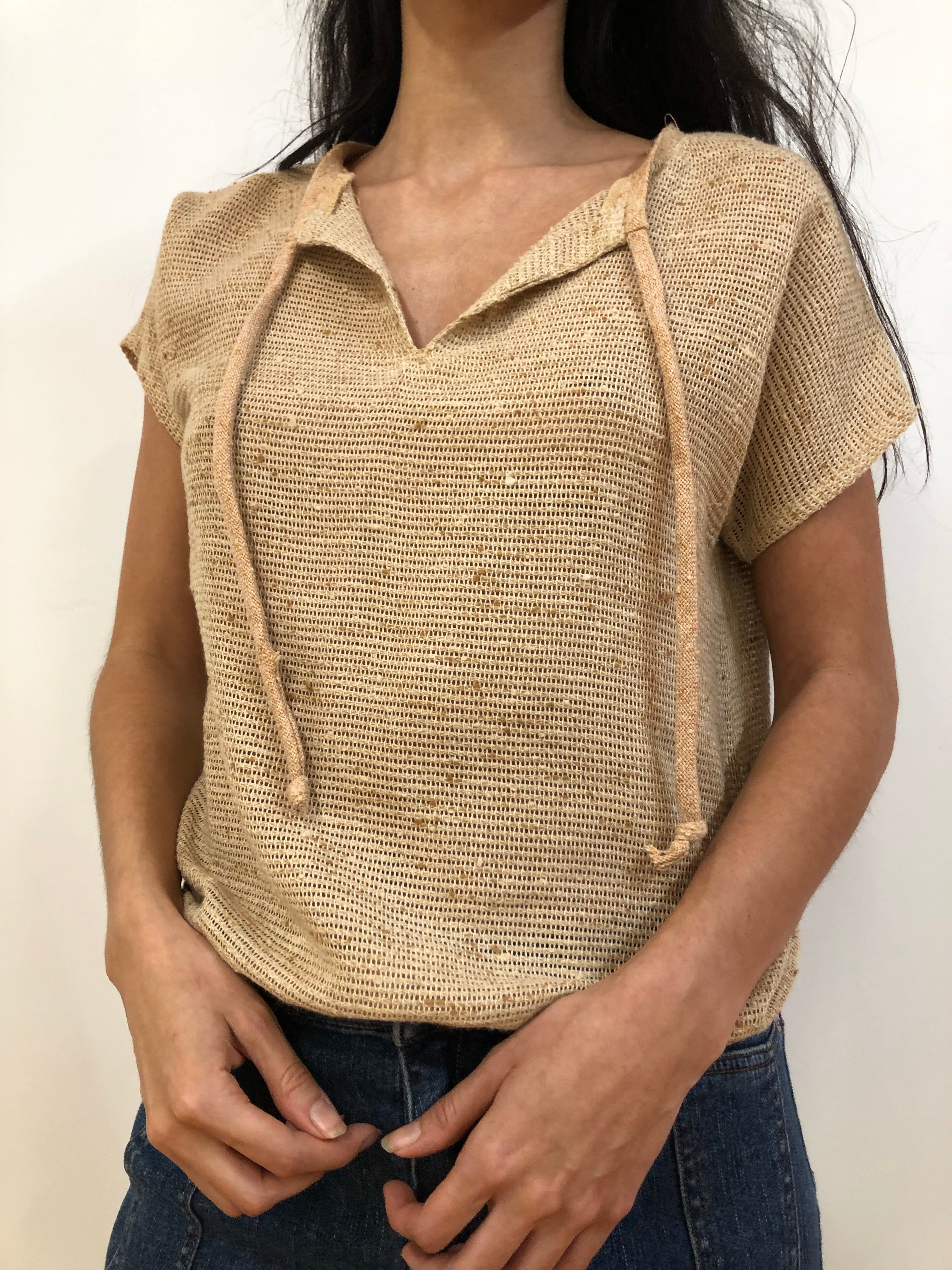 Speckled mesh top