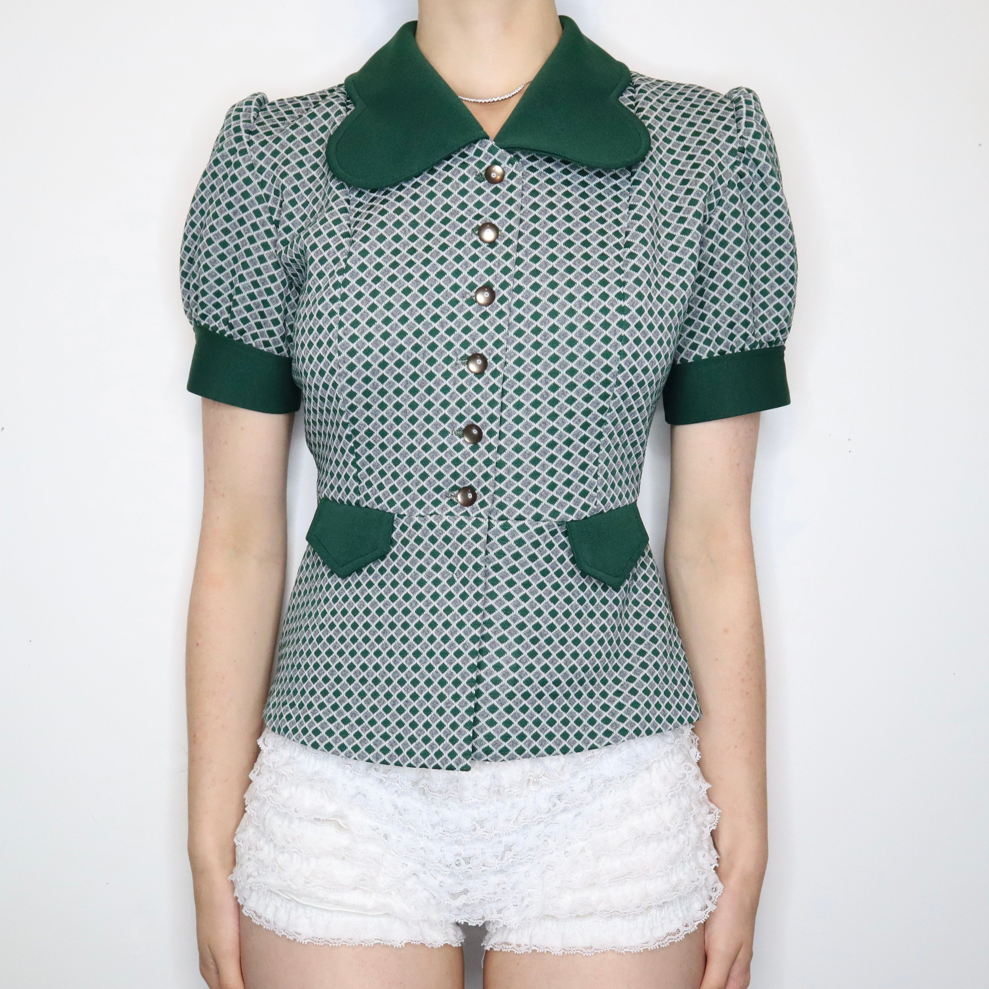 Peter Pan Collar Blouse (S-M)