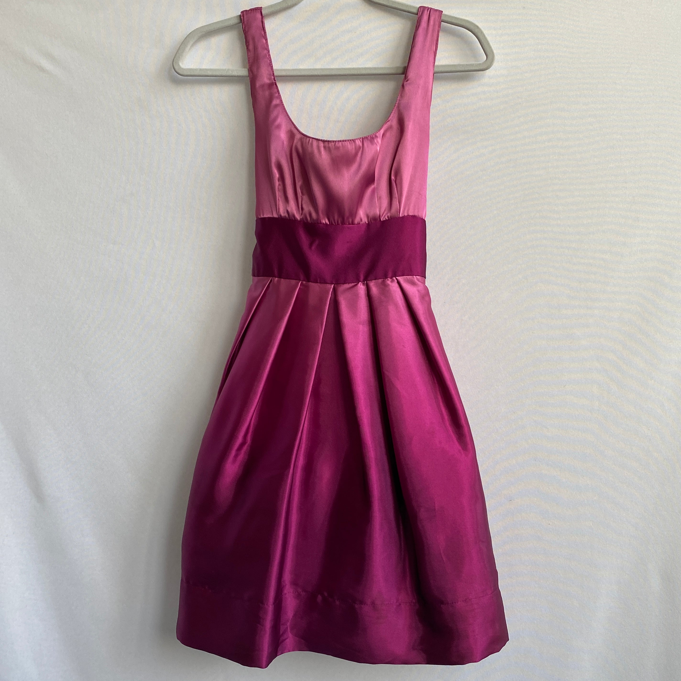 00s ombré satin bubble dress