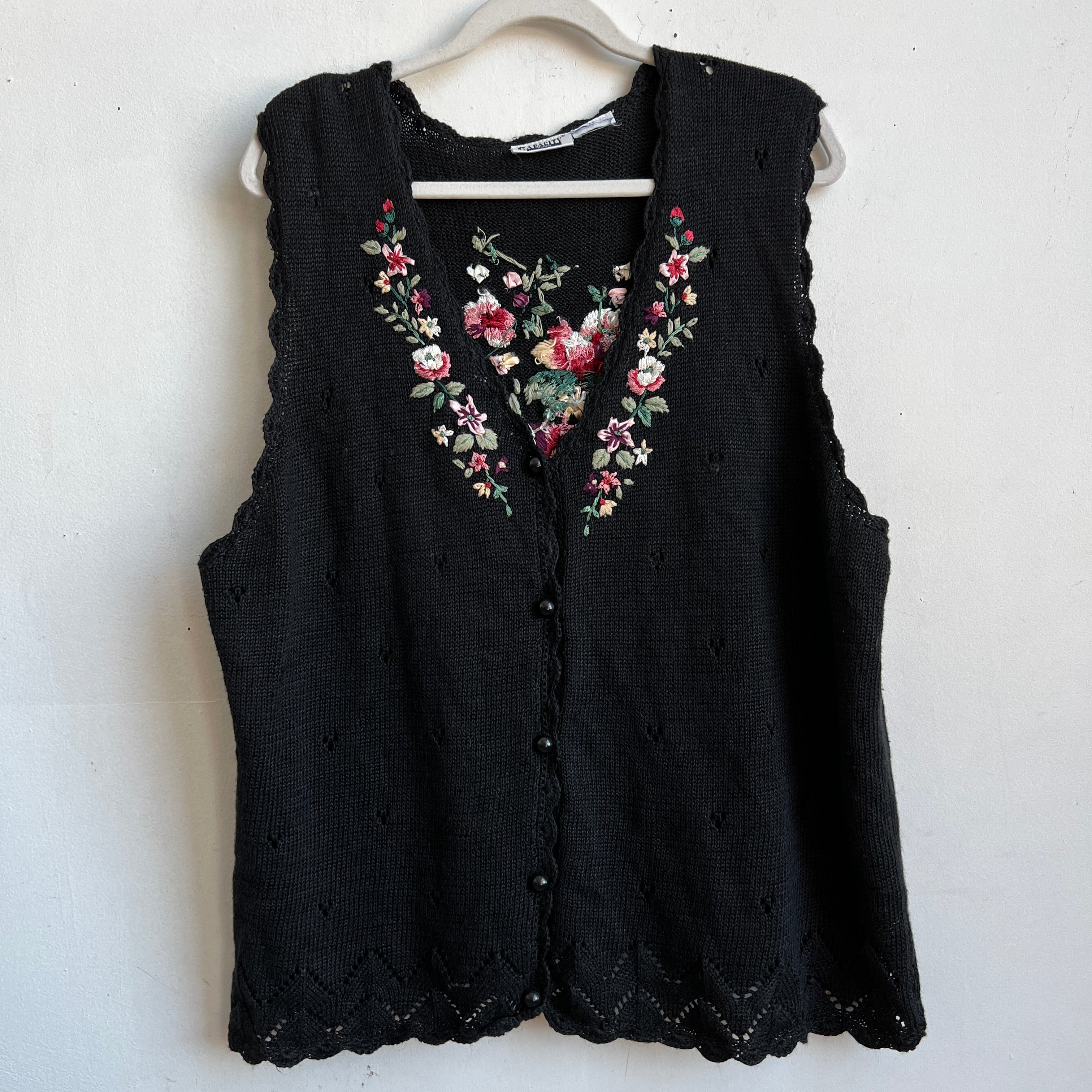 Vintage embroidered sweater vest